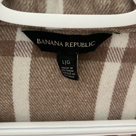 Banana Republic shacket. - Picture 2 of 3